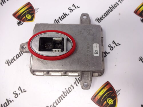 Controlador de Xenon  Mercedes W156 W176 A1669002800 Q03 130732931201