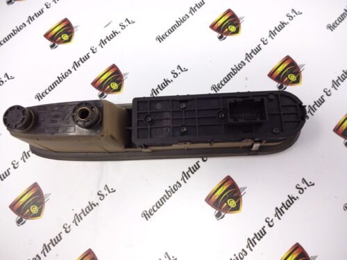Botonera Elevalunas  Alfa Romeo 159  156079595 156079594