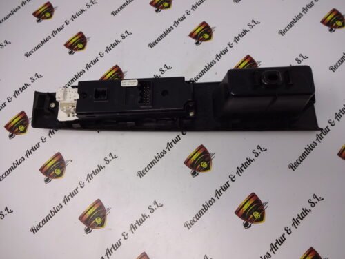 Botonera elevalunas  Mazda 5 CD8966350 CD89684L6  CD89 66 350