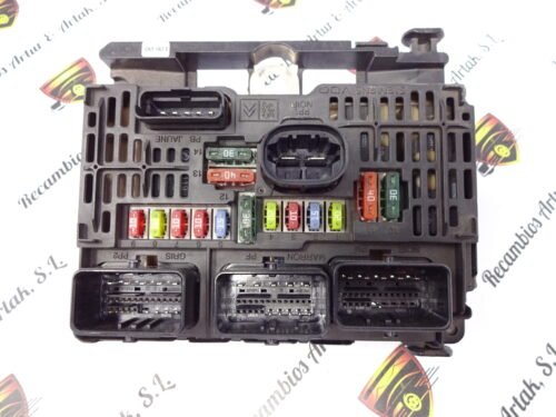 9658539680 S118983006M Caja de fusibles Citroen Peugeot 9658539680 S118983006M BSM-L06-00 S118983006 M