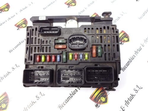 9656086180 S118983002K Caja de fusibles Peugeot 407 9656086180 S118983002 K S118983002K BSM-L02-00