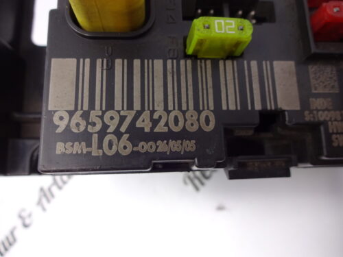 BSM Caja de fusibles Citroen Peugeot 9659742080 BSM-L06-00