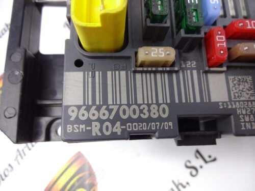 BSM Caja de fusibles Peugeot 308 9666700380 BSM-R04-00