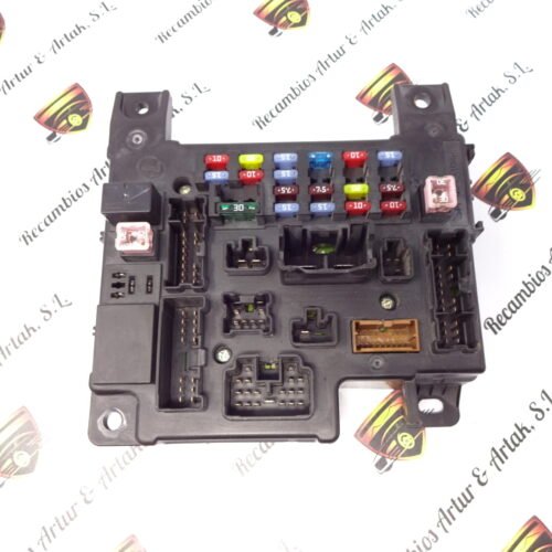 Caja de fusibles  Mitsubishi Peugeot 8637A319 519087A18 00567482