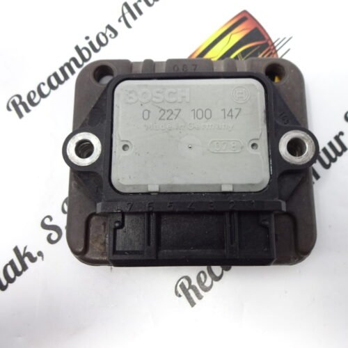 Relé Relais  Rele  Relay SAAB  0227100147 BOSCH