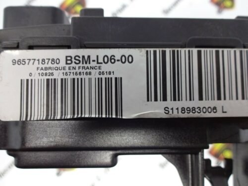 Caja de fusibles Citroen Peugeot 9657718780 S118983006L BSM-L06-00 S118983006 L