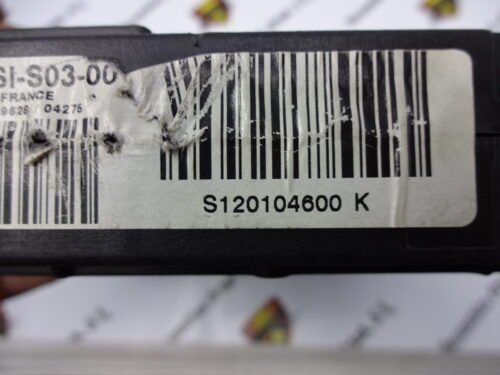 Caja de fusibles PEUGEOT CITROEN S120104600K S120104600 K 9655221180 BSI-S03-00