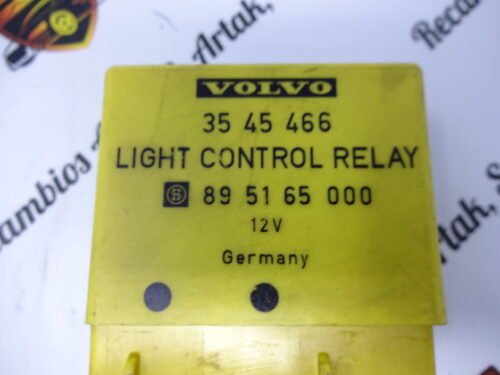 Relé  VOLVO 3545466 895165000  89 51 65 000