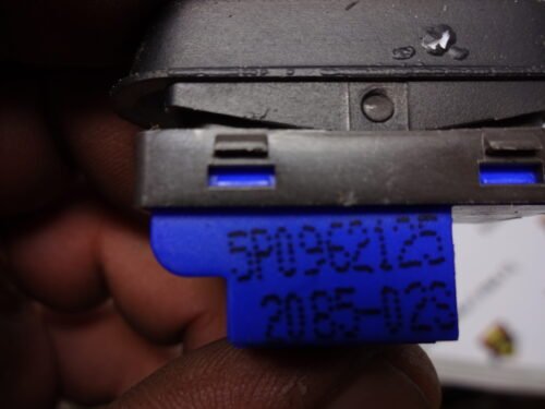 Interruptor del cierre centralizado  Seat Altea Leon 5P0962125 5PO962125