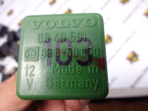 Rele Relay  VOLVO 6849591 898709000