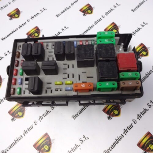 013217392 13217392 EF 13217392EF 00025501 Caja de fusibles OPEL Corsa 013217392 13217392 EF 13217392EF 00025501