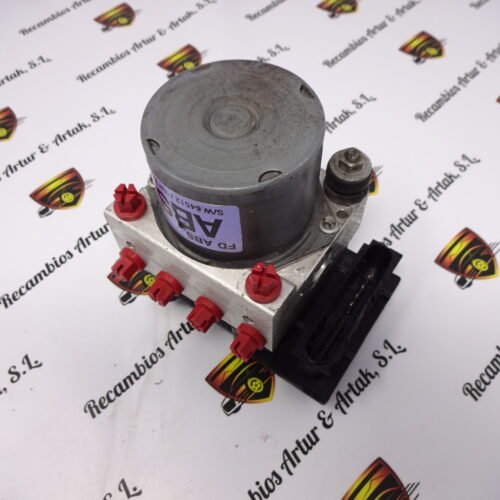 ABS Hyundai i30 0265231956 589202L300 58920-2L300 0265800639