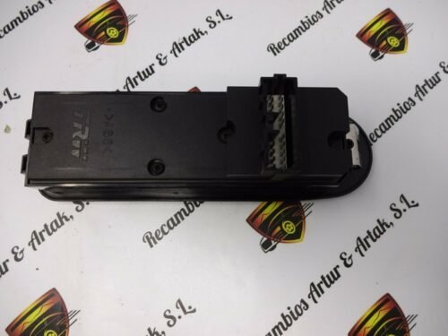 Botonera elevalunas Mitsubishi Carisma MR740599 MR740599