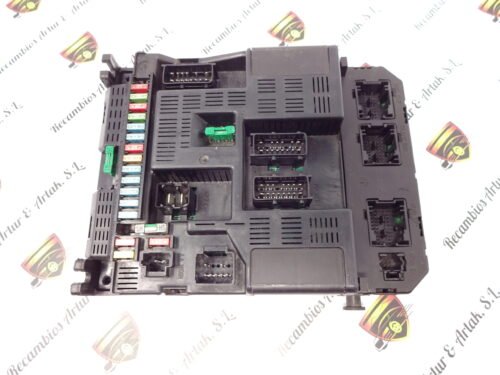 Caja de fusibles Peugeot 307 BSI G0X-00 9644098180 9636760580F 9636760580 F