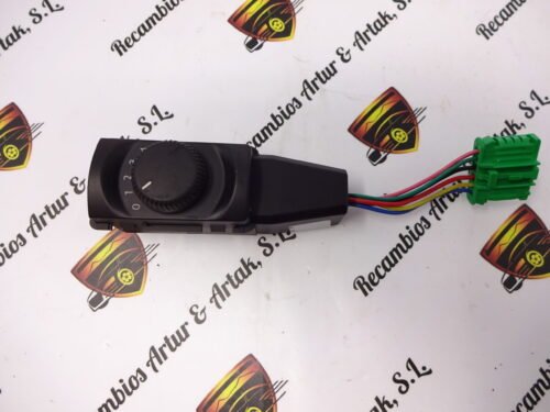 Ajuste de los asientos Peugeot 5008 96846886XT