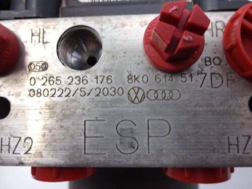 ABS AUDI A4 0265236176 8K0614517DF  0265951120 8K0907379AQ