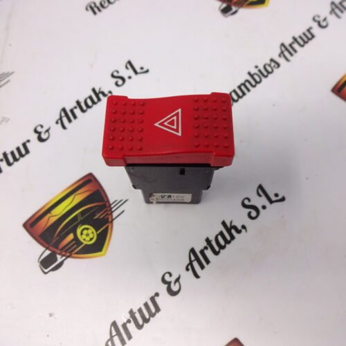 Interruptor de emergencia  IVECO DAILY E4 06-11 69500489