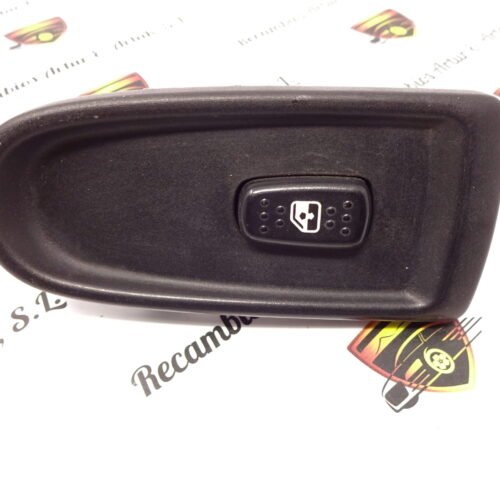 Botonera elevalunas IVECO DAILY 69500479