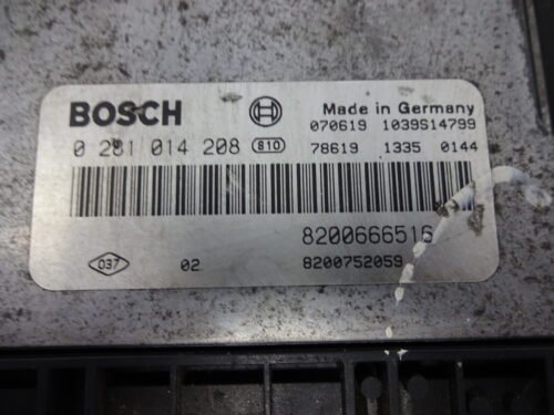 Centralita del motor  Renault Trafic NISSAN  0281014208 8200666516 8200752059