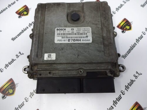 Centralita del motor CHRYSLER 0281014787 P05187070AH RH94A