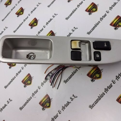 Botonera Elevalunas Nissan Serena 809511C710 80951 1C710 LH
