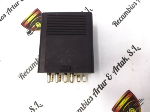 Relé de la bomba de combustible KPR Mercedes-Benz 0035451905 898172 KR0003