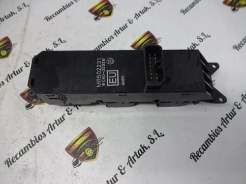 Botonera Elevalunas MITSUBISHI OUTLANDER MR502231 C8D-D302M