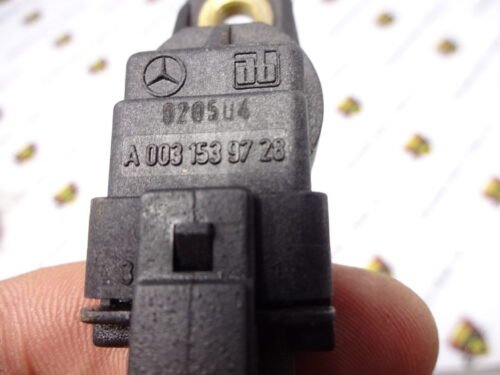 Sensor posición del acelerador Mercedes-Benz A0031539728