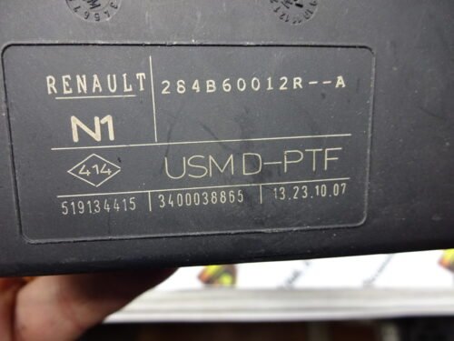 Caja de fusibles  Renault Laguna 284B60012RA 284B60012R-A USMD-PTF