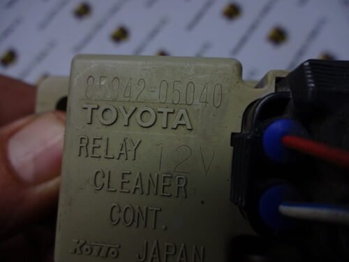 Unidad de control RELAY  Toyota Avensis 8594205040 85942-05040