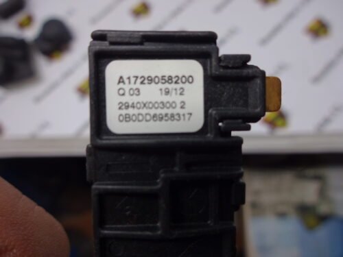 Sensor de temperatura  Mercedes W212 W172 W204 A1729058200