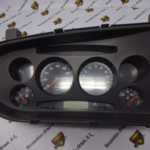 Cuadro de instrumentos IVECO DAILY 504031639 155160000102