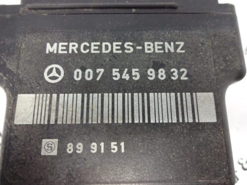 Rele Relais Mercedes-BENZ VITO-VIANO W638 0075459832 007 545 98 32