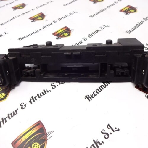 Interruptor de asiento calentado Mercedes-Benz Clase E 2108200151 210 820 01 51