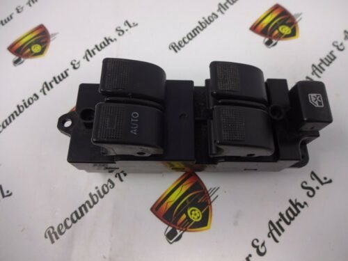 Botonera elevalunas Mazda 323 BJ3D66350 BJ3D 66 350 C8H-D112 C8HD112