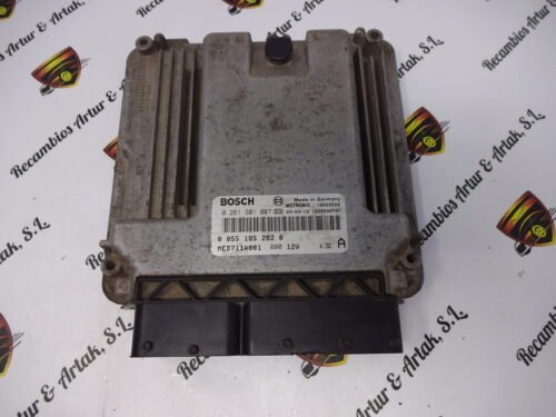 Centralita del motor Alfa Romeo 00551852820 0261S01007 MED711A001 00 12V A152