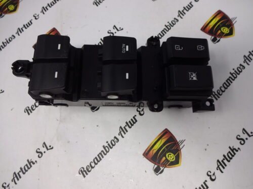 Botonera elevalunas Hyundai Tucson 93570D3041 93570-D3041