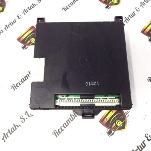 Unidad de control  Toyota Yaris 892210D400 89221-0D400 MB238000-9540