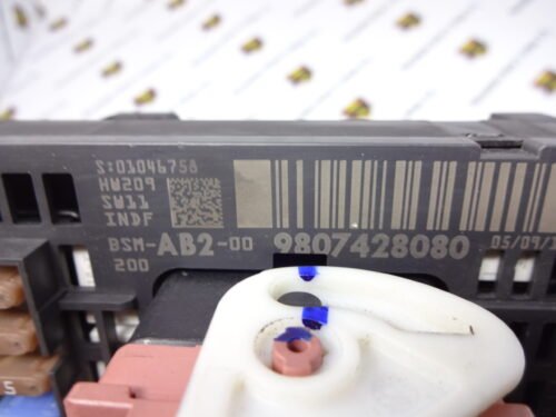 Caja de fusibles Peugeot Citroen 9807428080 BSM-AB2-00
