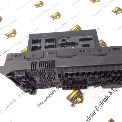 SAM Caja de fusibles Mercedes Benz W211 2115453801 TEMIC