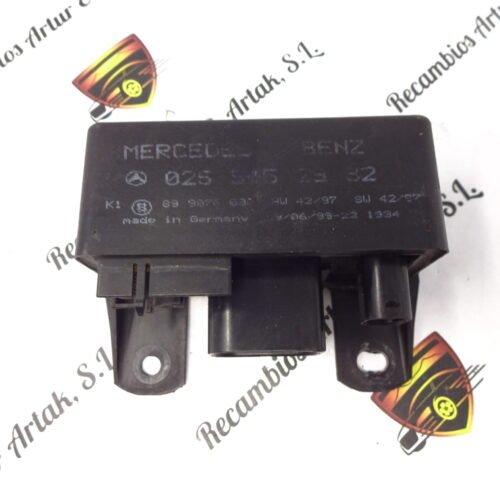 Unidad de control  Mercedes 202 C250 0255452932