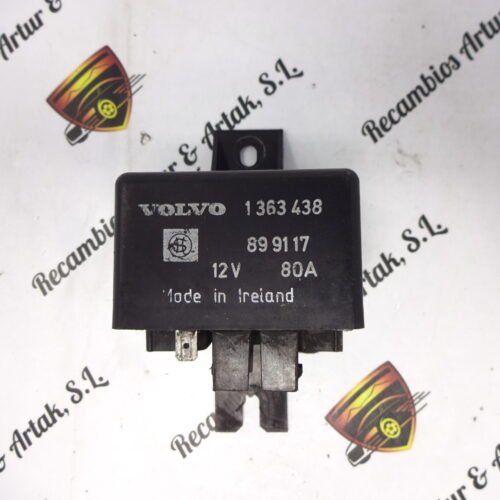 Unidad de control  VOLVO 1363438 1 363 438  899117 80A 12V