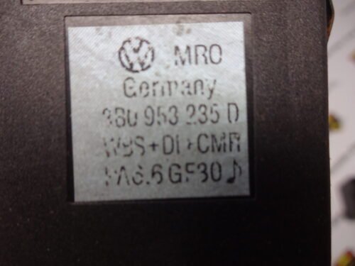 Interruptor de emergencia  VW Passat 3B0953235D 3BO953235D