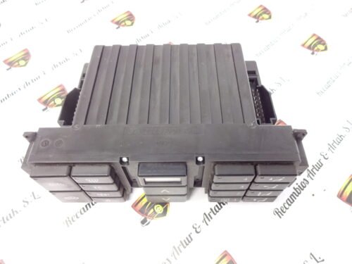 Clima panel de control Mercedes-Benz CLASE C 2028300785 W2028300785