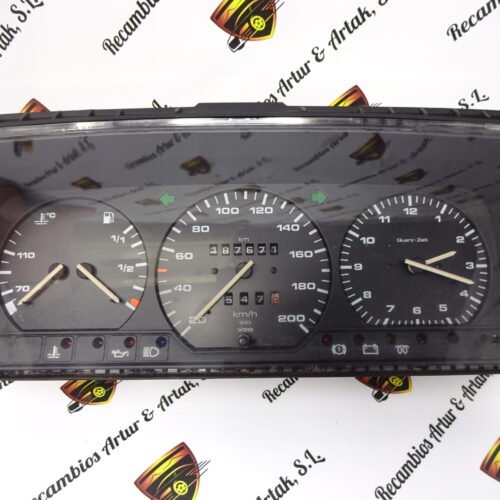 Cuadro de instrumentos VW Transporter T4  701919033BA 701919059AB 81117657