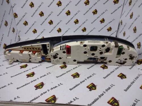 Cuadro de instrumentos  AUDI A6 4A1919033HG 110008750003