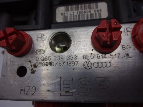ABS AUDI A4 8E0614517AL 0265234333 0265950473 8E0910517E