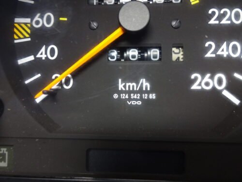 Cuadro de instrumentos MERCEDES W124 1244404547 110008316913 1245421265