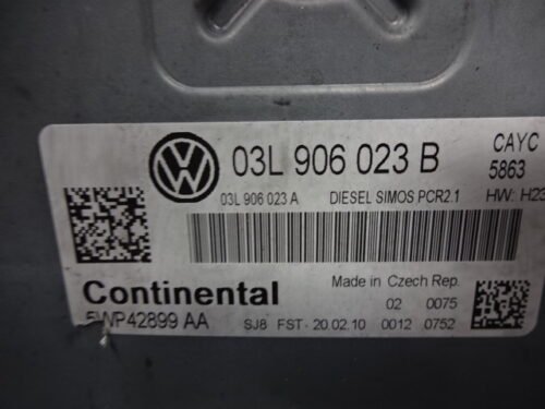 Centralita del motor VW Golf 03L906023B 5WP42899AA 03L 906 023 B