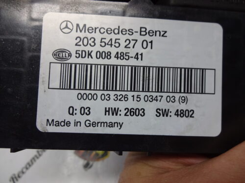 Caja de fusibles Mercedes Clase C W203 2035452701 5DK008485-41